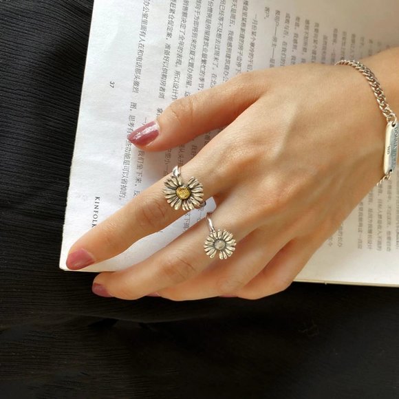 *NEW 925 Sterling Silver Daisy Adjustable Ring - Picture 7 of 10